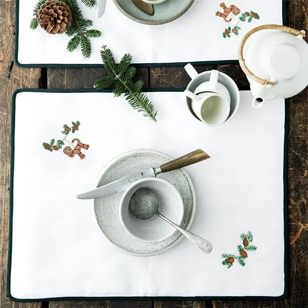 Langkilde & Søn - Julbordstablett med jultomte - 38 x 50 cm.